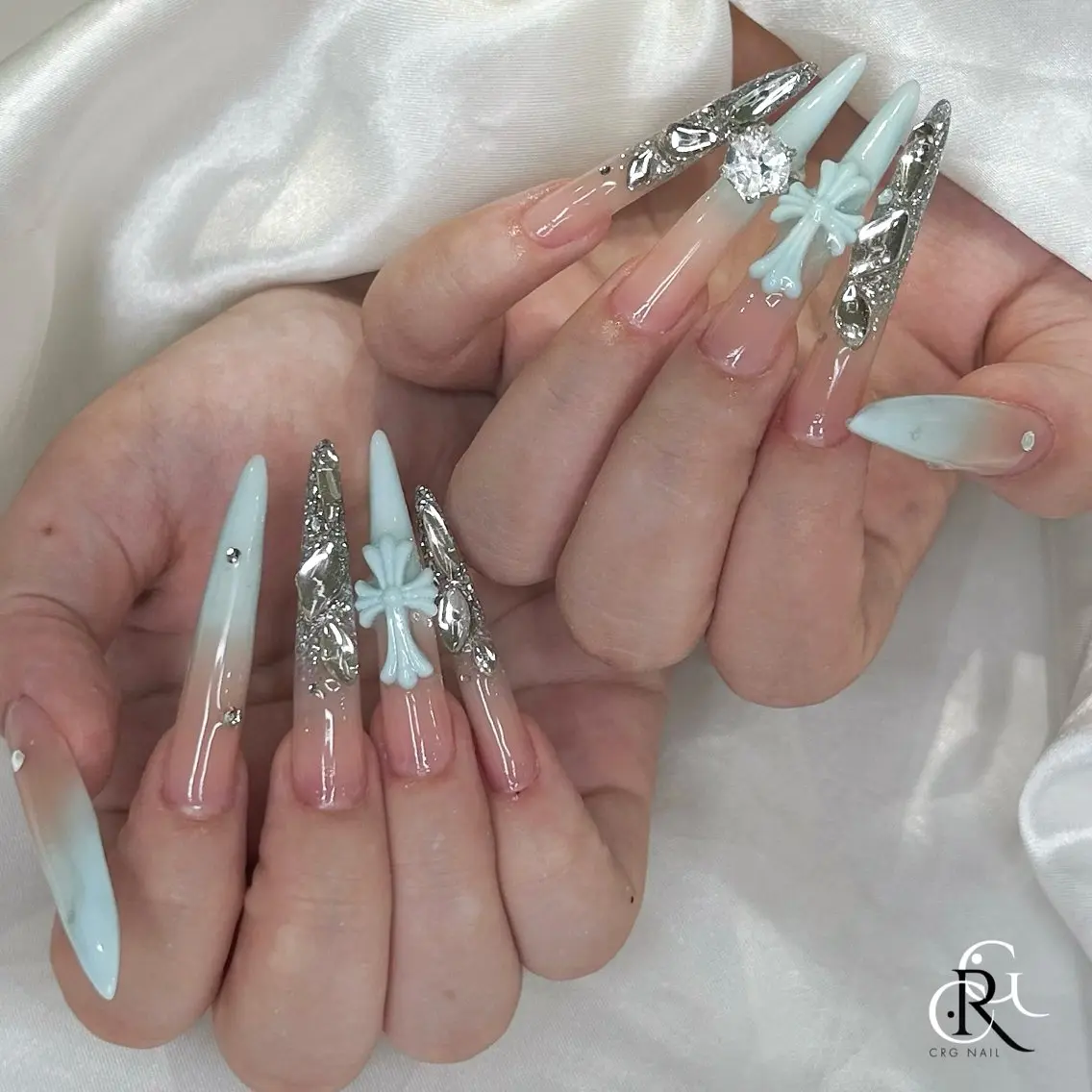 ロング ハンドネイル 美フォルムスカルプ✨ RENAのネイルデザイン