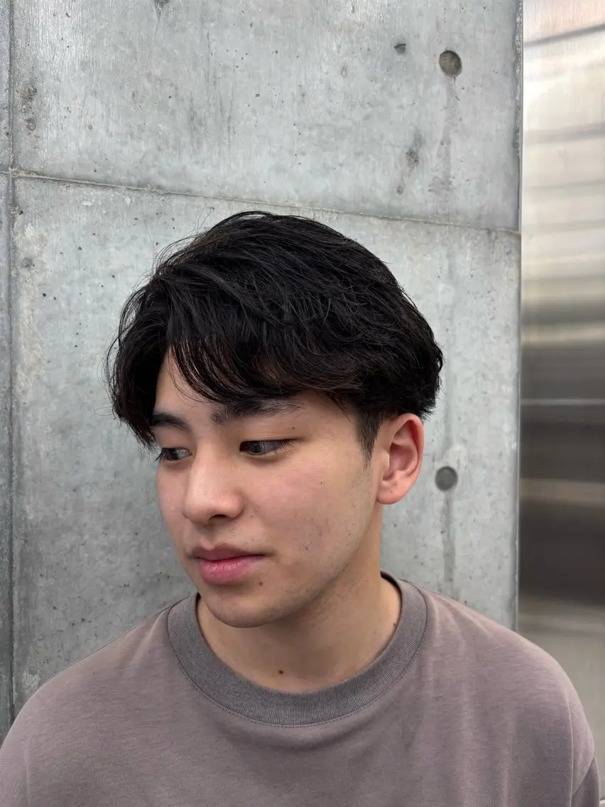 パーマ メンズ フェザーパーマ メンズパーマ カット パーマ 山田 実来のヘアスタイル