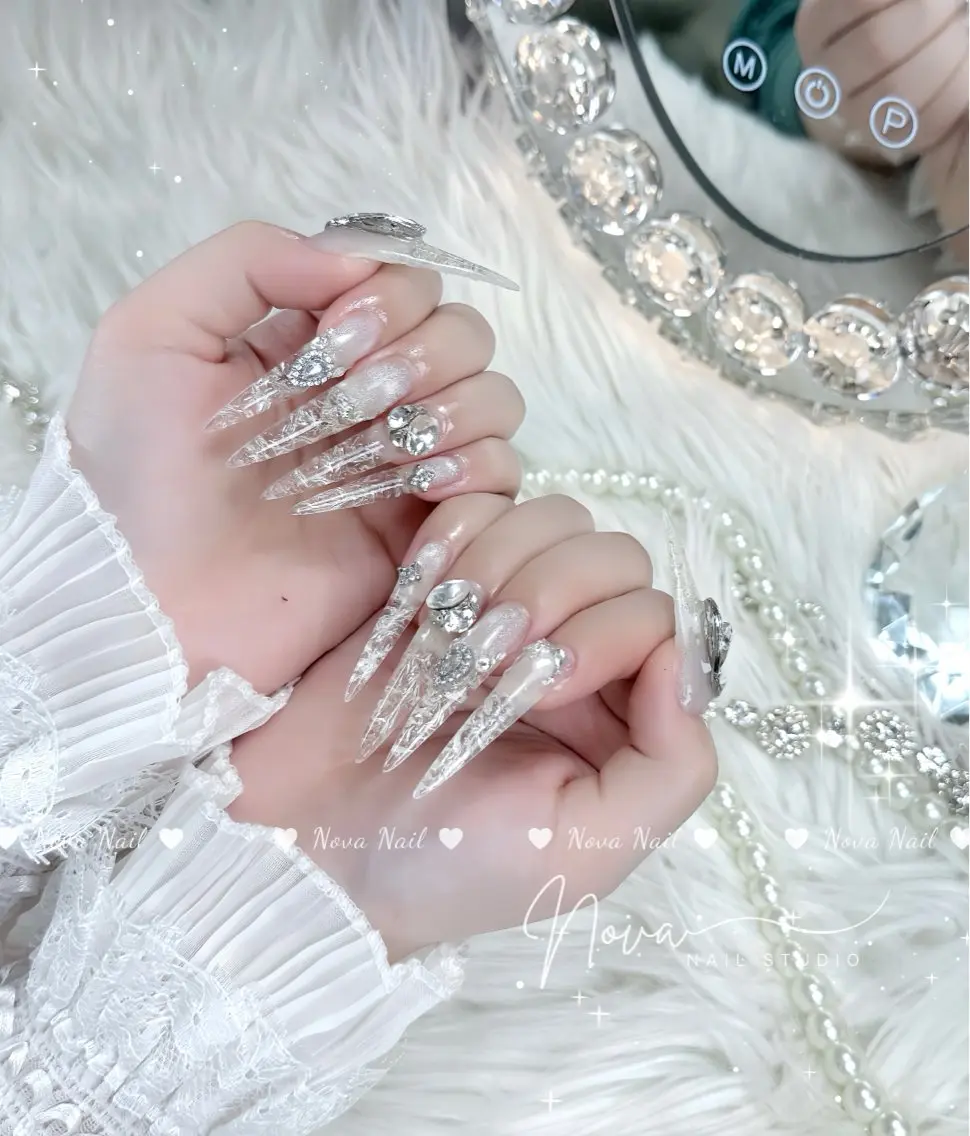 ネイル ハンドネイル ハンドケア Kitty Nail Novaのネイルデザイン