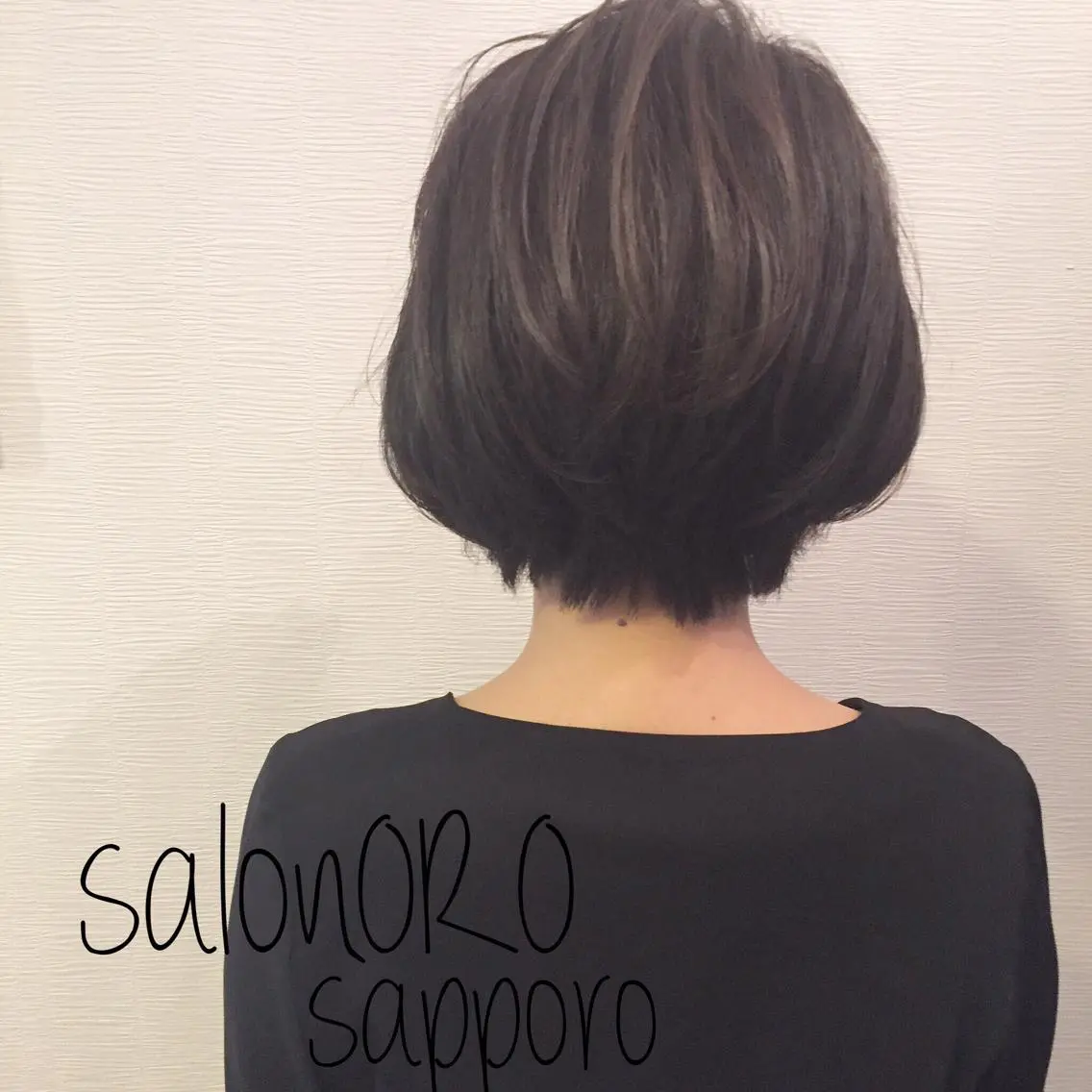 ショート カラー ショートボブ アッシュ ブリーチ ハイライトカラー ブリーチなしカラー カット ヘアカラー トリートメント 池田 真由美のヘアスタイル
