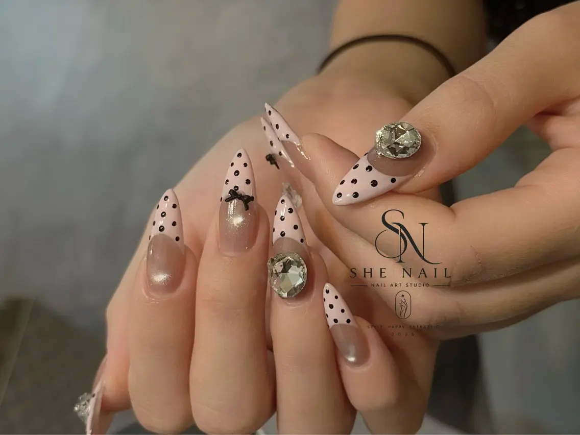 ネイル ハンドネイル 博多 SHE Nailのネイルデザイン