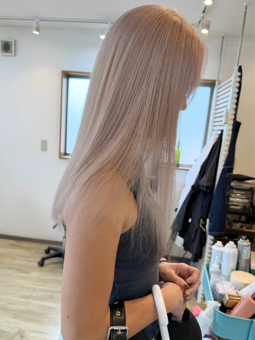 カラー ンジハ えみのヘアスタイル