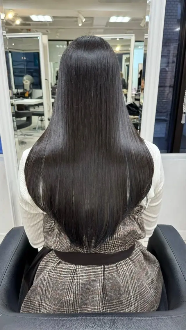 カラー 【艶髪縮毛矯正✨】 maoのヘアスタイル