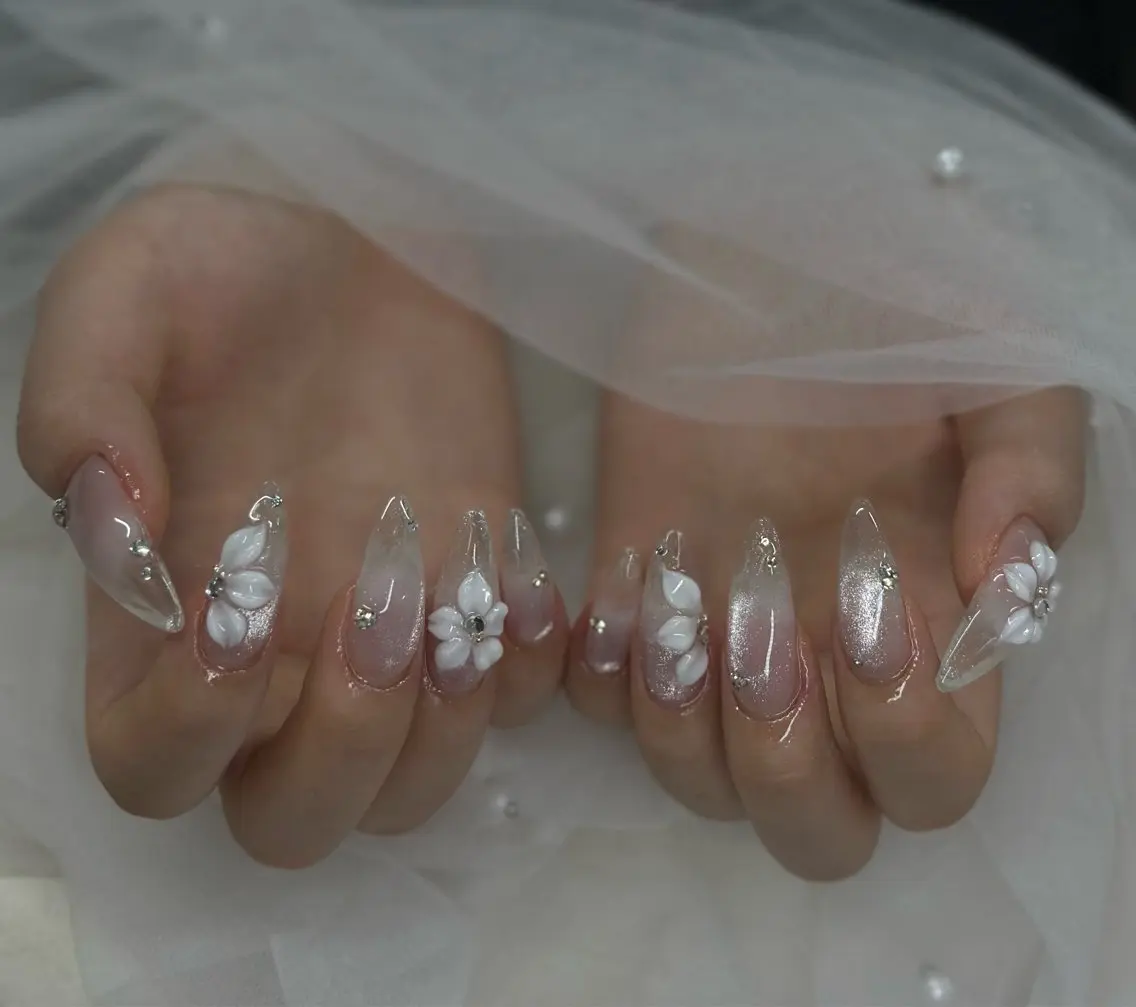 ネイル ハンドネイル R Nailのネイルデザイン