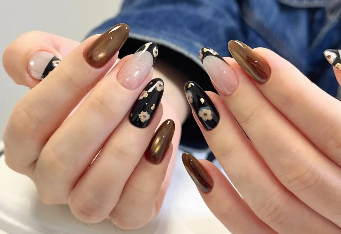 ネイル ハンドネイル ハンドケア 🍑 momo_nailのネイルデザイン