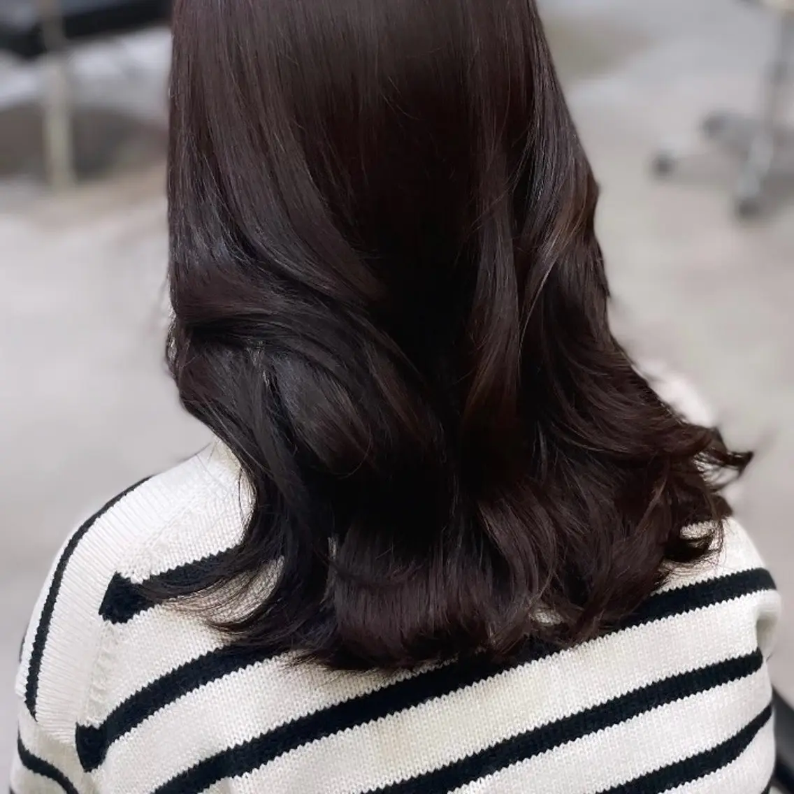 ミディアム カラー グレージュ ラベンダーカラー ラベンダーグレージュ ラベンダーグレー カット ヘアカラー Rui/透明感カラー 暖色/レイヤーカットのヘアスタイル