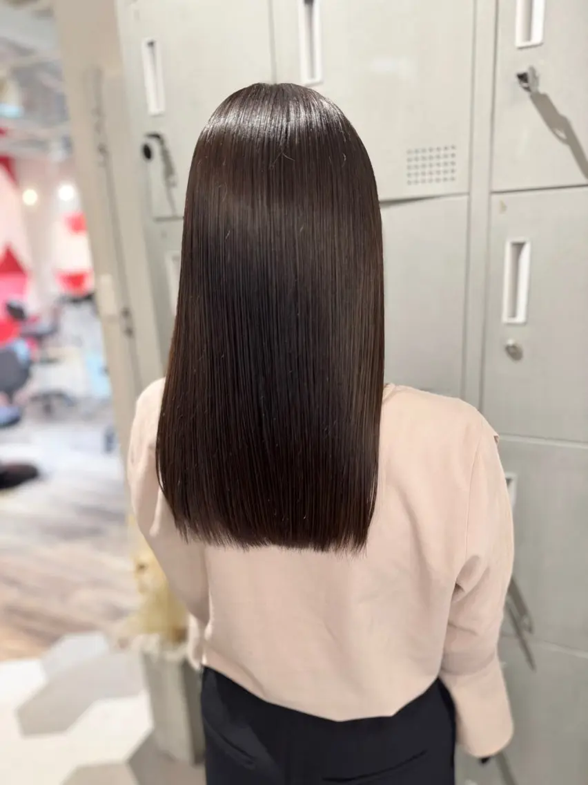 セミロング カット ヘアカラー 【天満1艶髪】潤艶/ 髪質改善🌹釣本竜哉のヘアスタイル