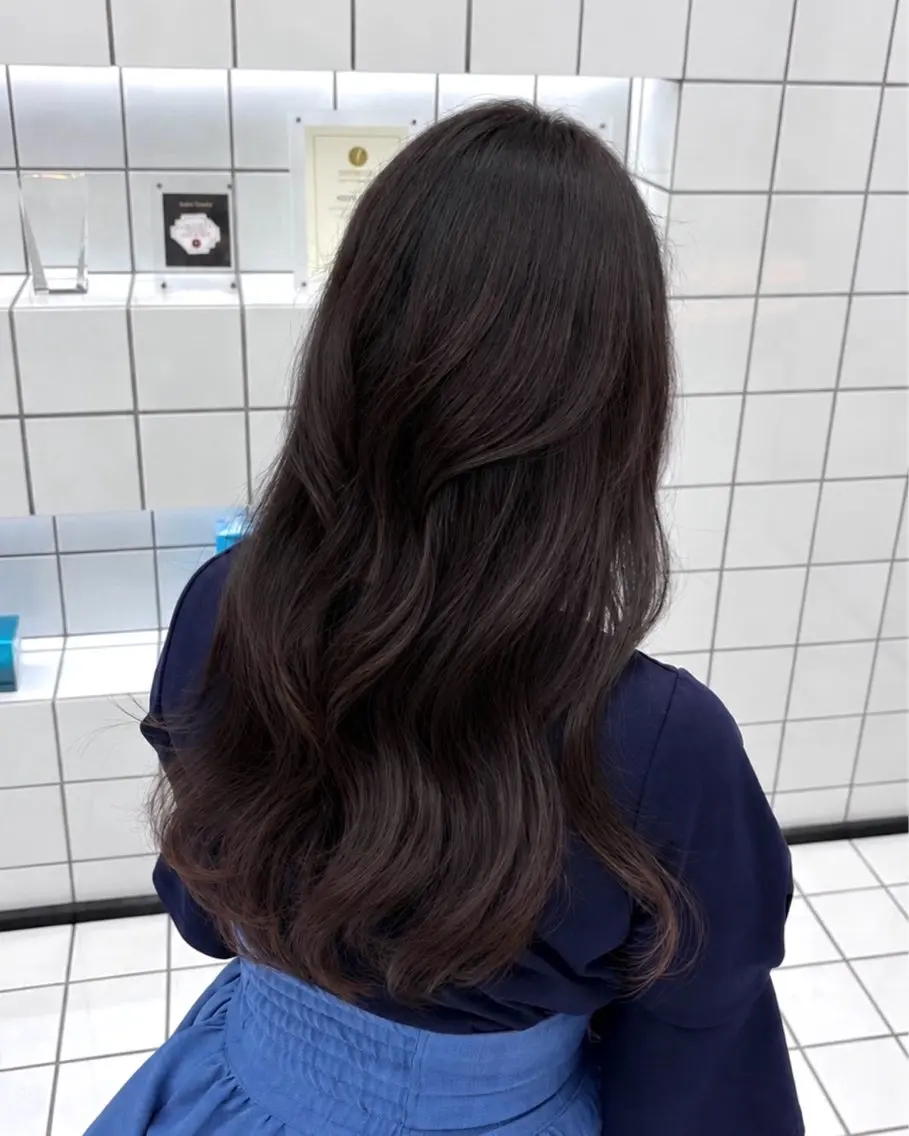 ロング トリートメント ヘアセット 岡林 ひなののヘアスタイル