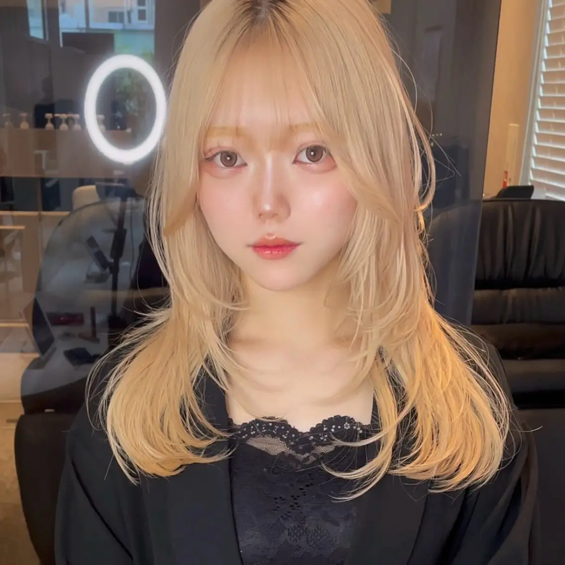 セミロング ケアカラー ハッシュカット ハイレイヤー 髪質改善 韓国風ヘア ハッシュカット🖤✨ 顔周り/韓国ヘアのヘアスタイル