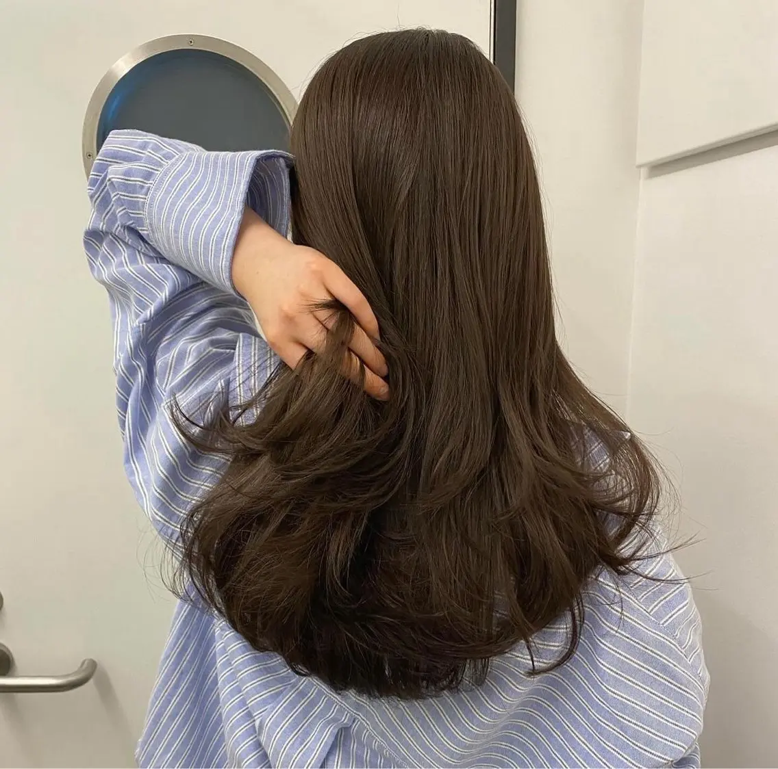 ミディアム ボブ 西宮北口/みなみのヘアスタイル