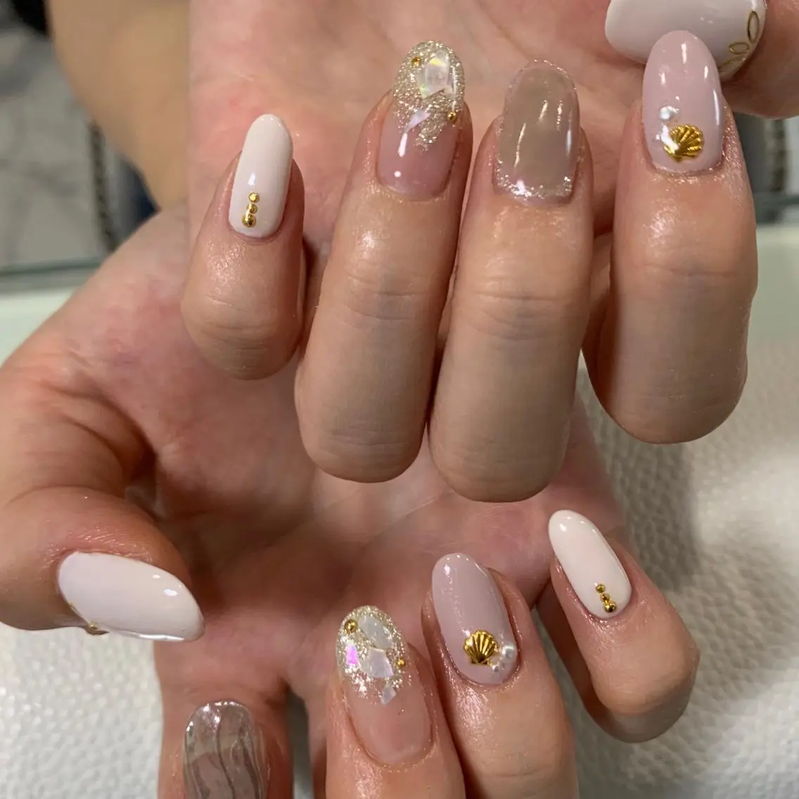 [minimo初回限定]ハンド(オフあり)★アート2本+パーツ乗せ放題～60分～の写真