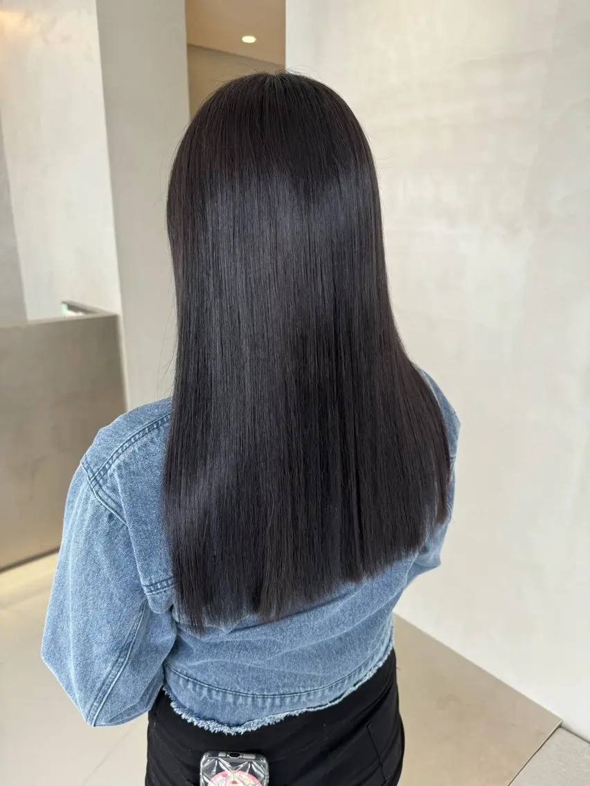 ロング ヘアカラー ✨🩵波多野 来実🩵✨のヘアスタイル