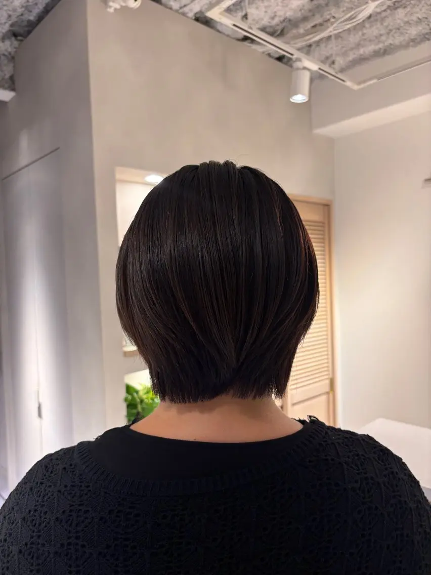 ショート カラー 大川 七夏のヘアスタイル
