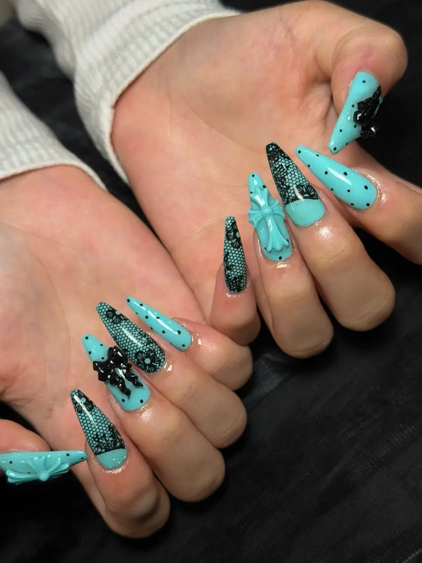 ネイル フラッシュネイル フレンチネイル グラデーション キラキラネイル 韓国ネイル ハンドネイル nyunn nailのネイルデザイン