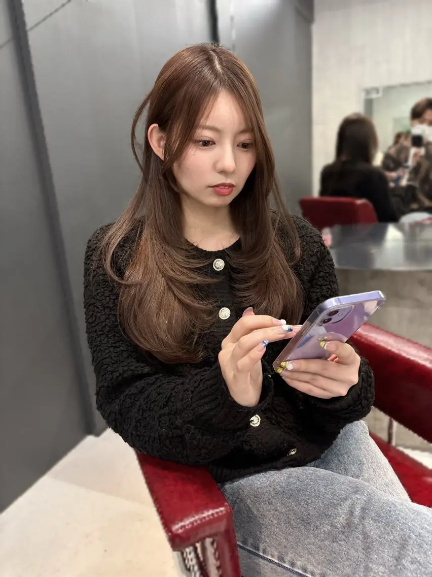 ロング カラー レイヤーカット カット ヘアカラー トリートメント 細井 友貴のヘアスタイル