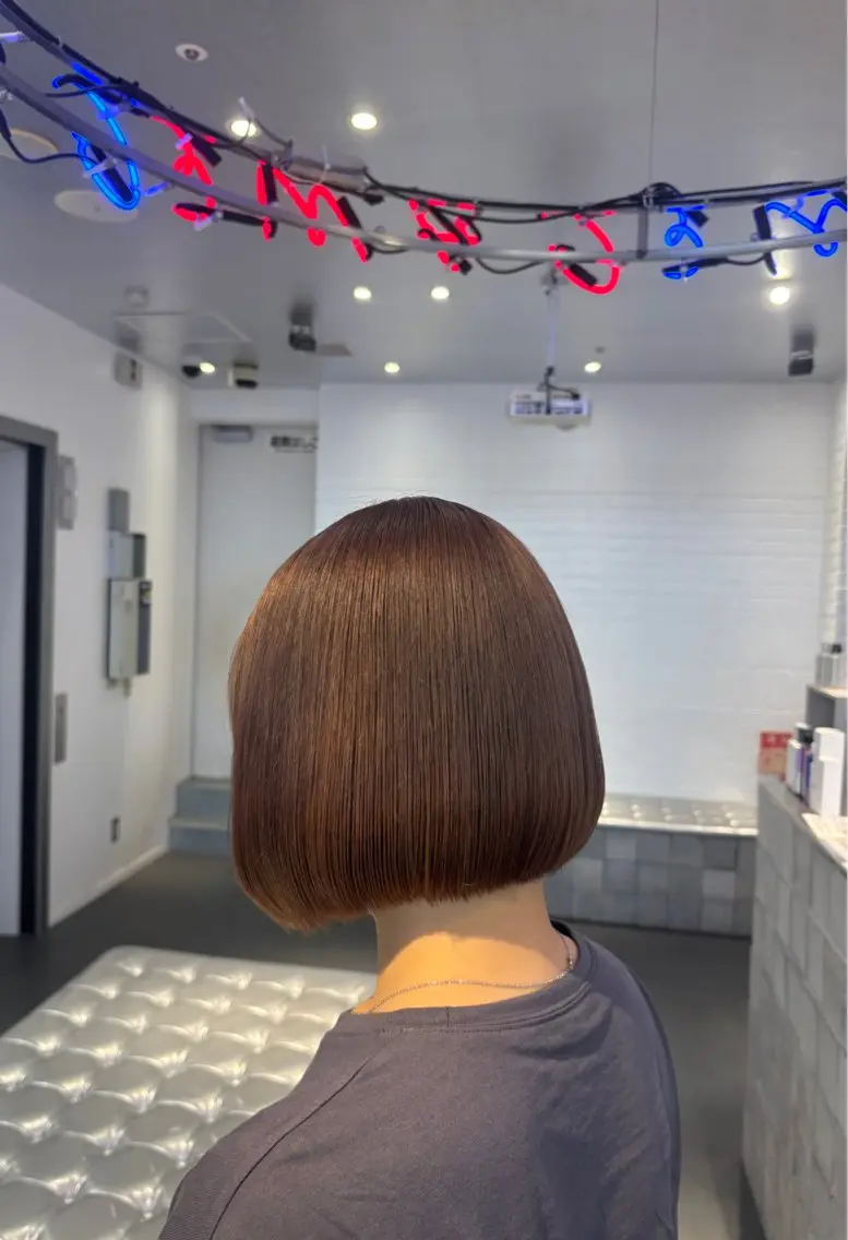 ショート カラー ヘアアレンジ ヘアカラー トリートメント 💟ケア×ハイトーン 💟／ミオのヘアスタイル