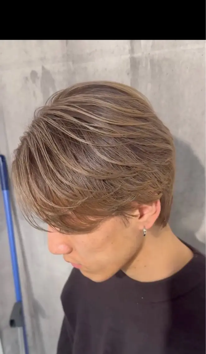 ミディアム カラー バレイヤージュ レイヤーカット 【メンズ特化】　倉山 和樹のヘアスタイル