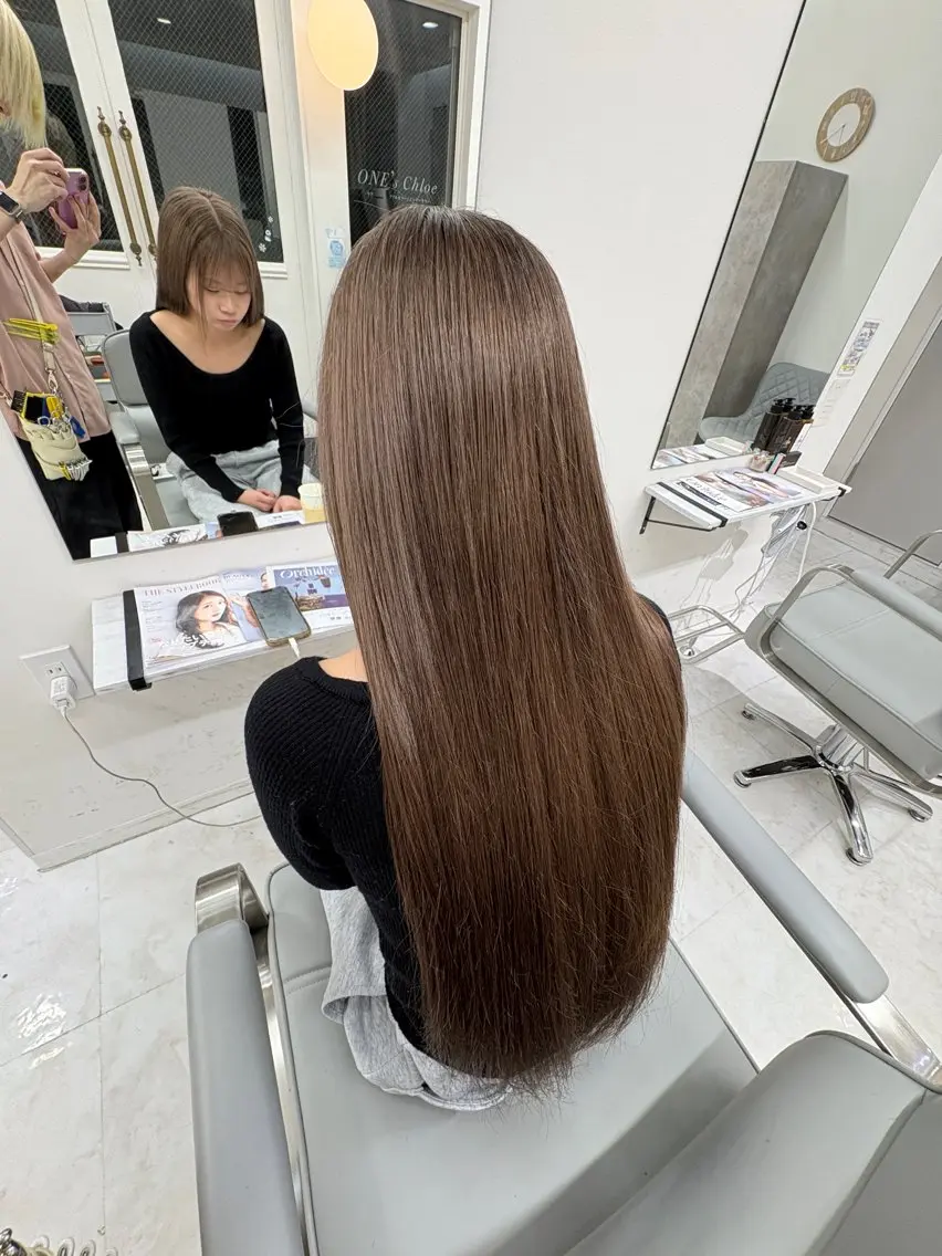 ロング アッシュ アッシュグレー ピンクブラウン 髪質改善 ヨシンモリ ヘアカラー トリートメント 【きらめき屋さん🎀 ハイトーン大和🎀】のヘアスタイル