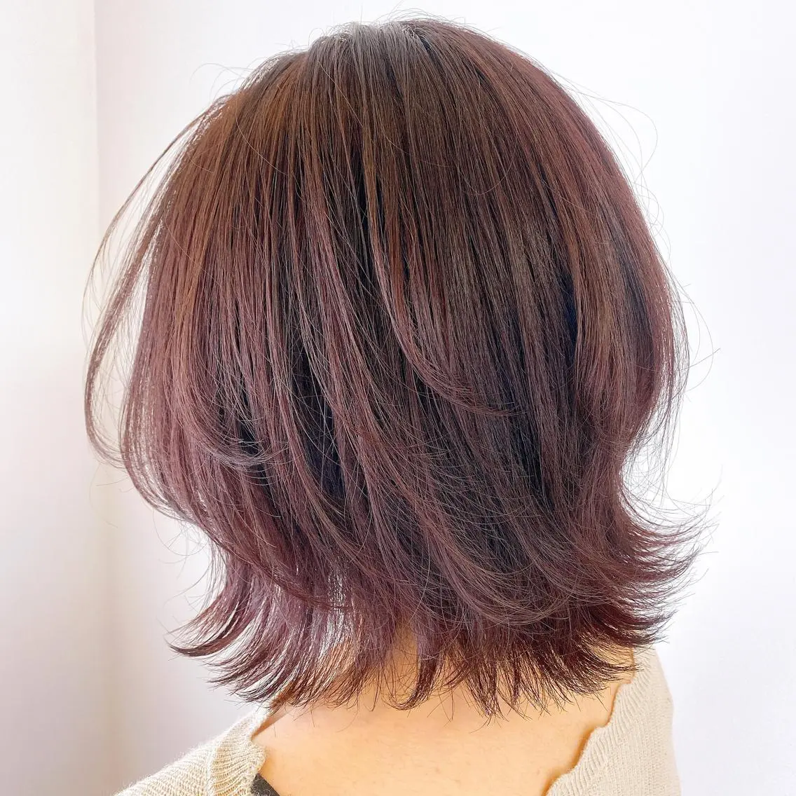 ショート カット ヘアカラー 上川 開生のヘアスタイル