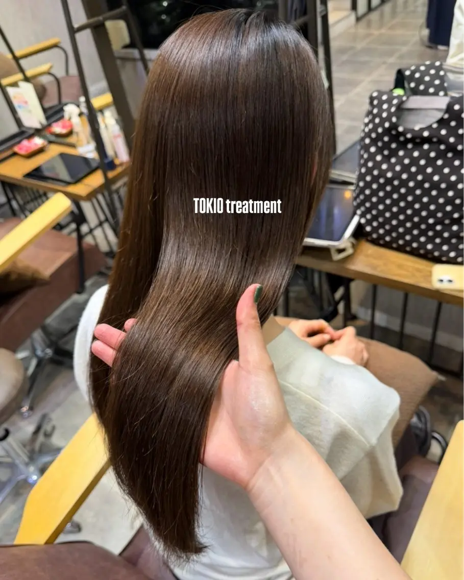 ロング ロング カット ヘアカラー 縮毛矯正 NewiGrande 土屋野明のヘアスタイル