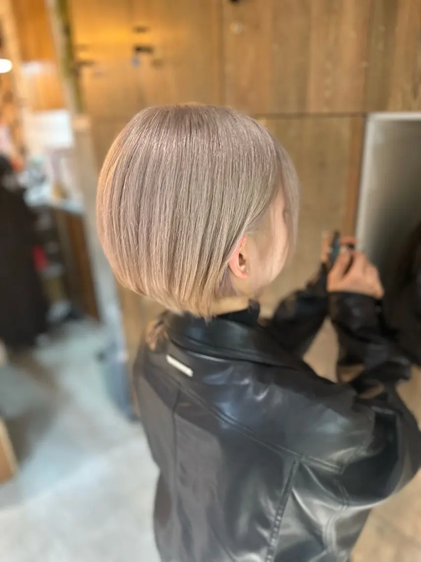 ショート カラー ブリーチ 透明感カラー 溜一太／似合わせ/ メンズカットのヘアスタイル