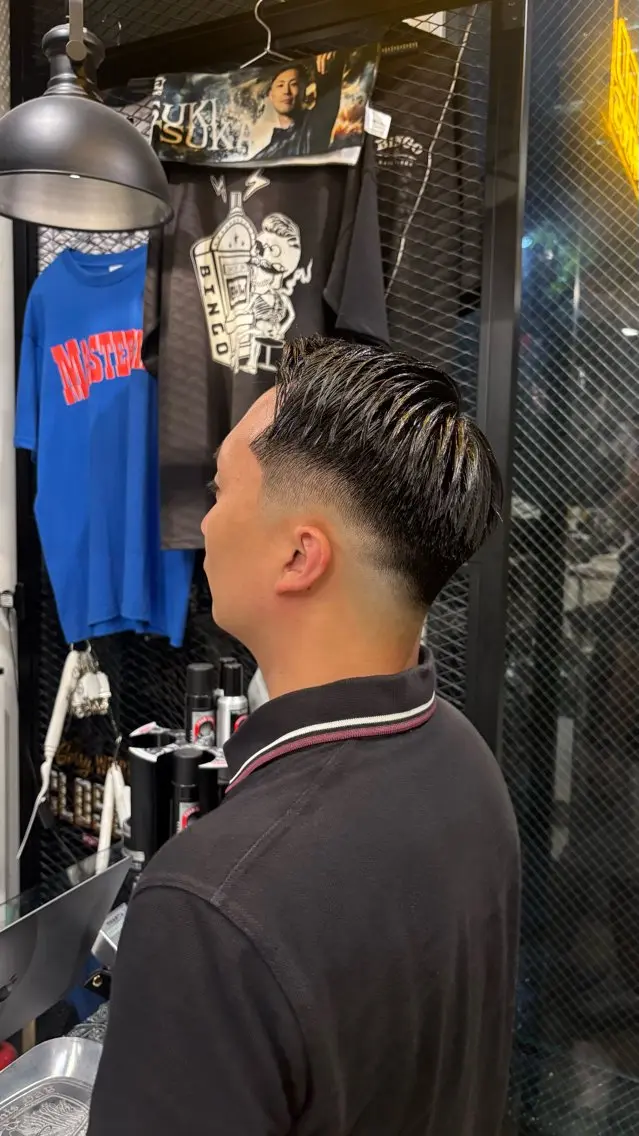 ショート メンズ フェードカット 七三 カット 文月 FUZUKIのヘアスタイル