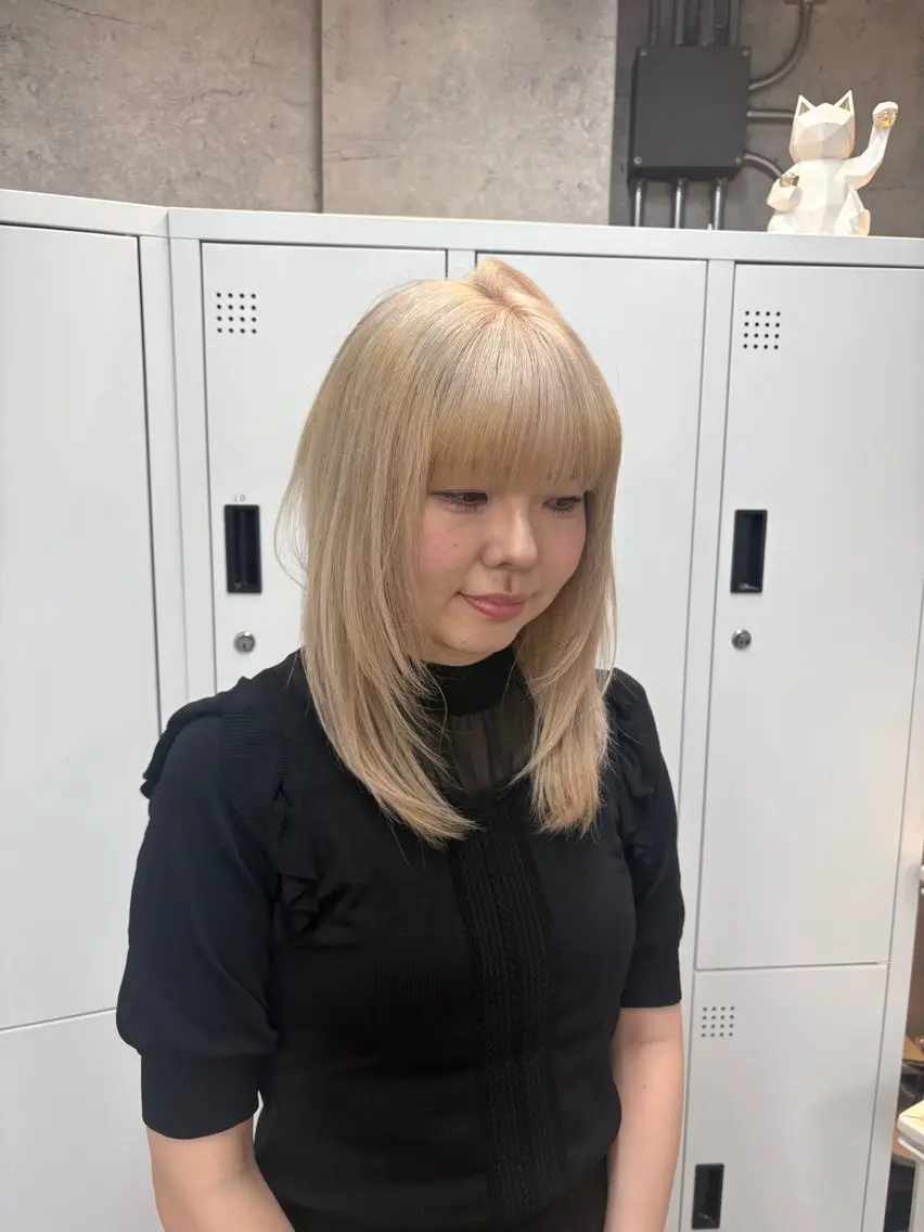 セミロング カラー ヘアカラー ♱·༝ホノカ.⋆♱【 デザイン/艶カラー】のヘアスタイル