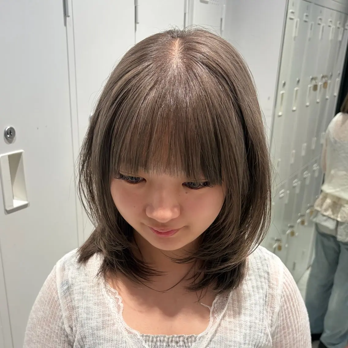 ミディアム カラー ヘアカラー KARIN🤍 /レイヤーカットのヘアスタイル