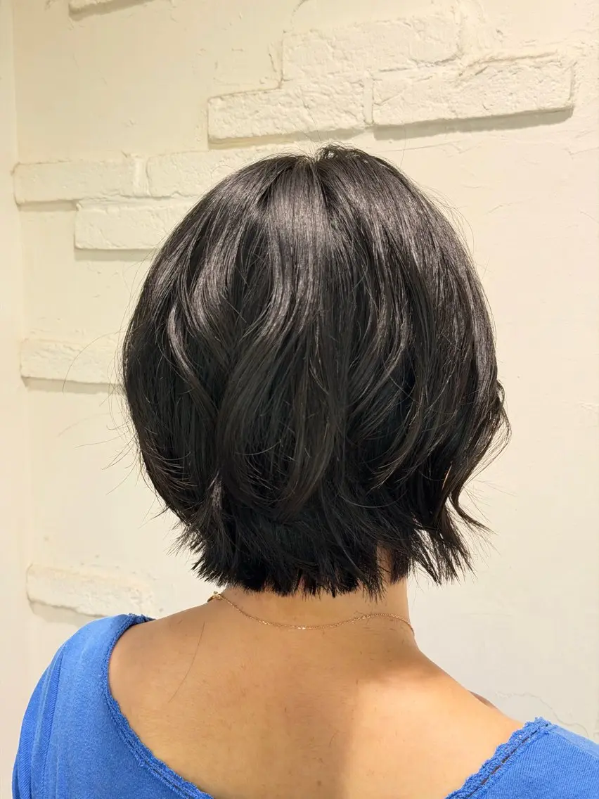 ショート ボブ カット MINT Moeのヘアスタイル