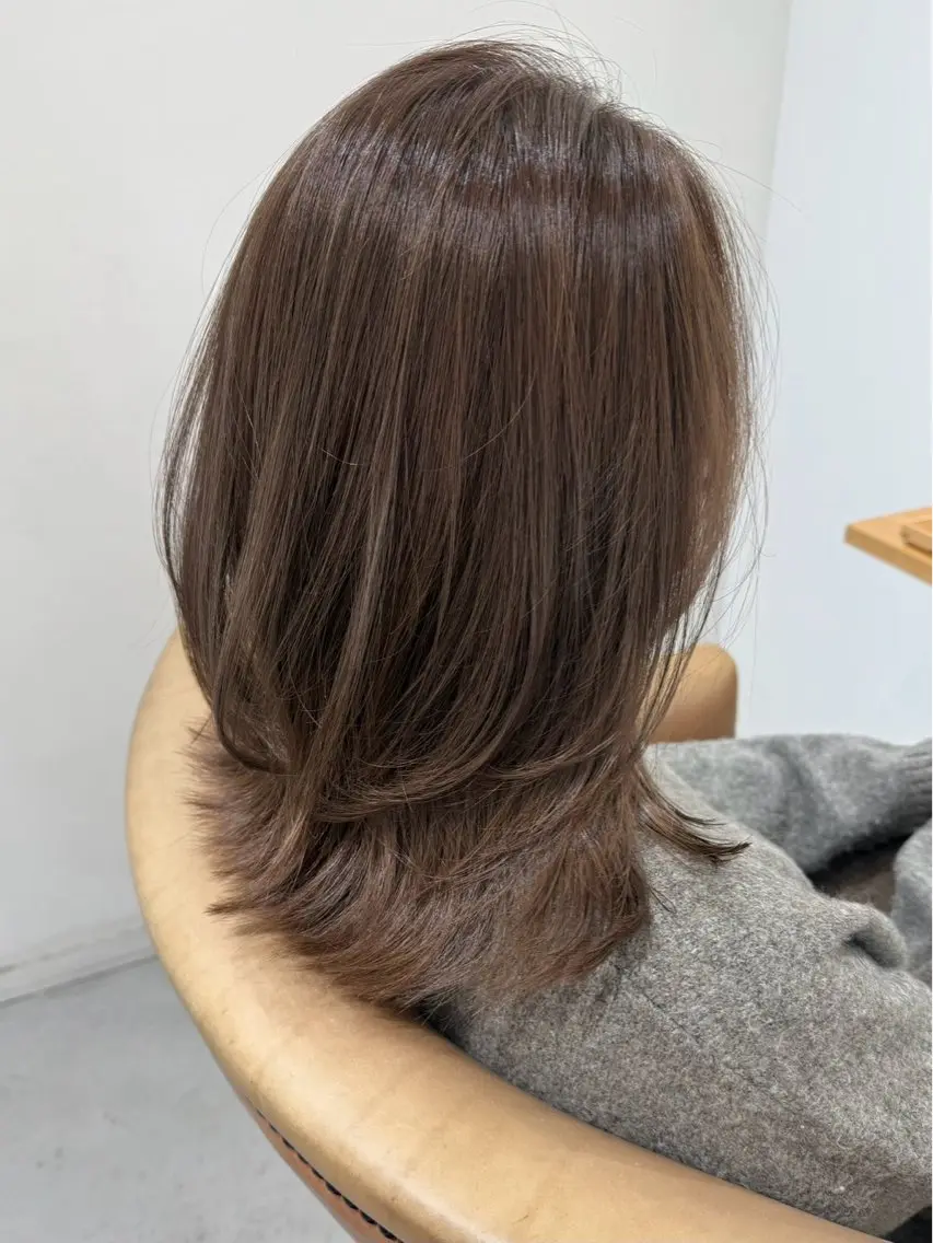 ミディアム 林 実果のヘアスタイル