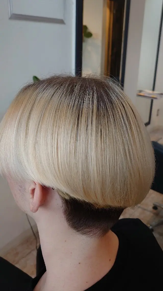 メンズ センターパート ツーブロック アイハラ クニタカのヘアスタイル