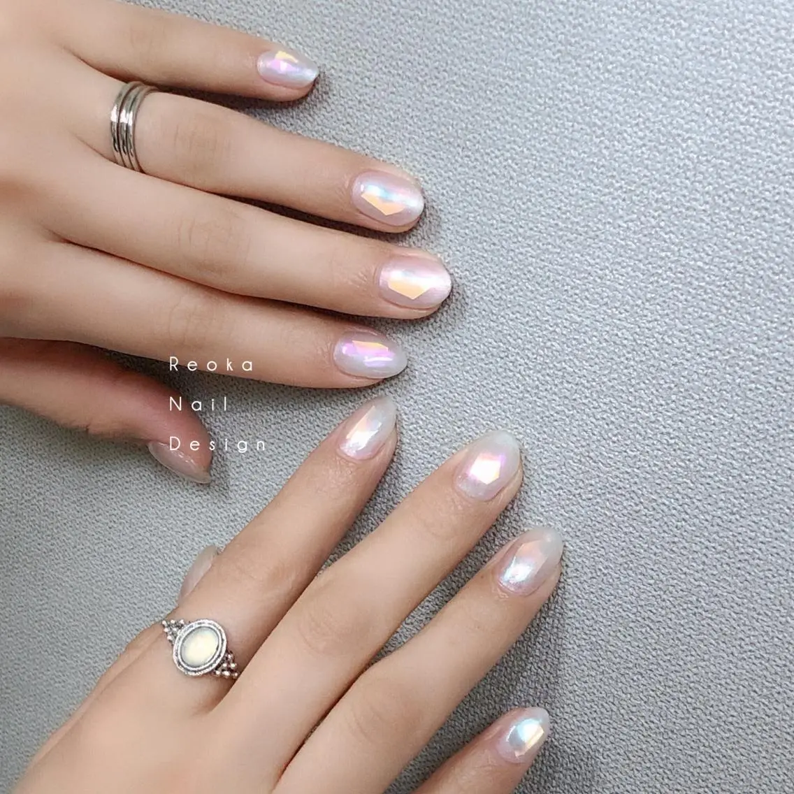 ミディアム ネイル ハンドネイル Blowe ニュアンスのネイルデザイン