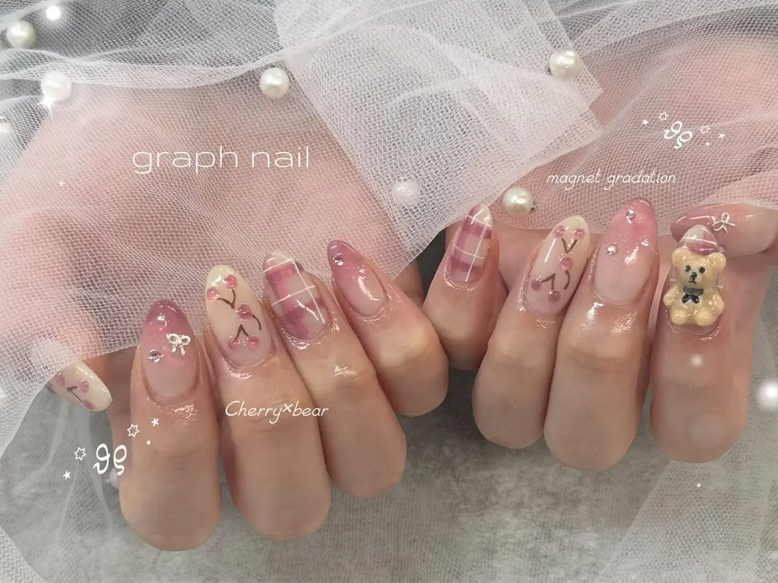 ネイル graphnail‪ ‪‪❤︎‬manaのネイルデザイン