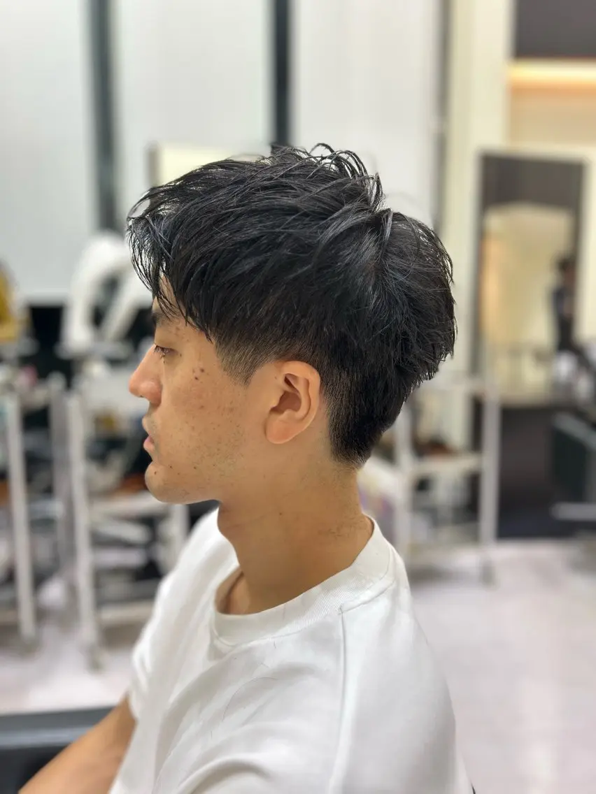 メンズ カトウ ヒロナミのヘアスタイル