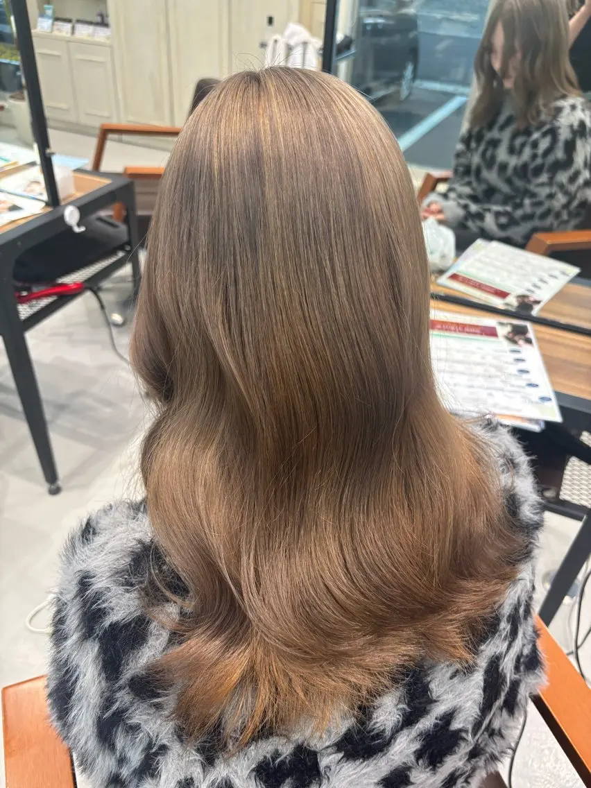 セミロング ヘアカラー 戸塚咲/ モデル募集中🫧🎀のヘアスタイル
