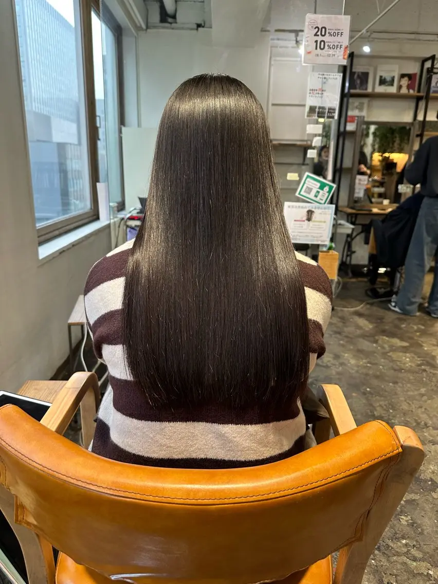 ロング 金 春江のヘアスタイル