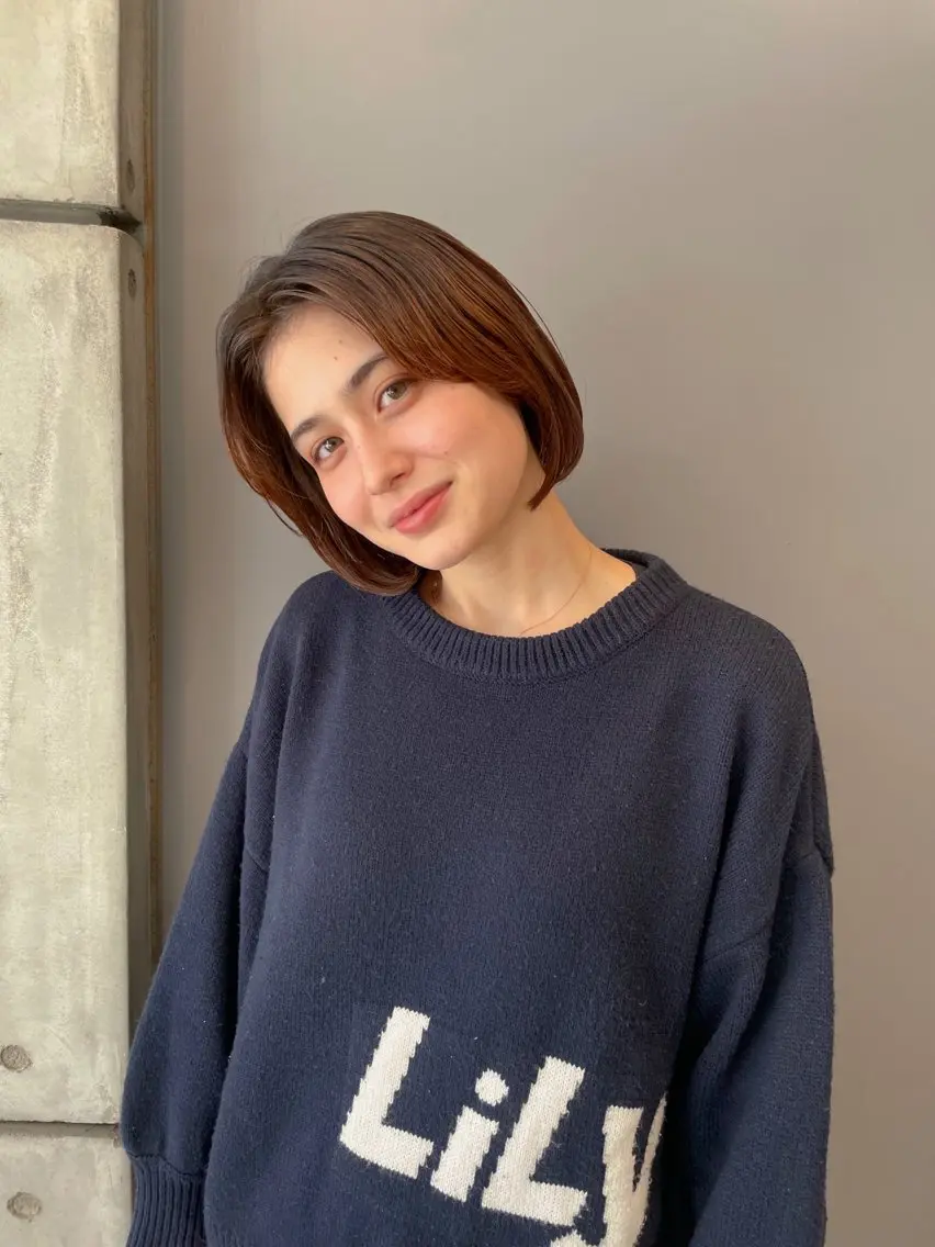 ショート ヘアカラー 青木 あおいのヘアスタイル