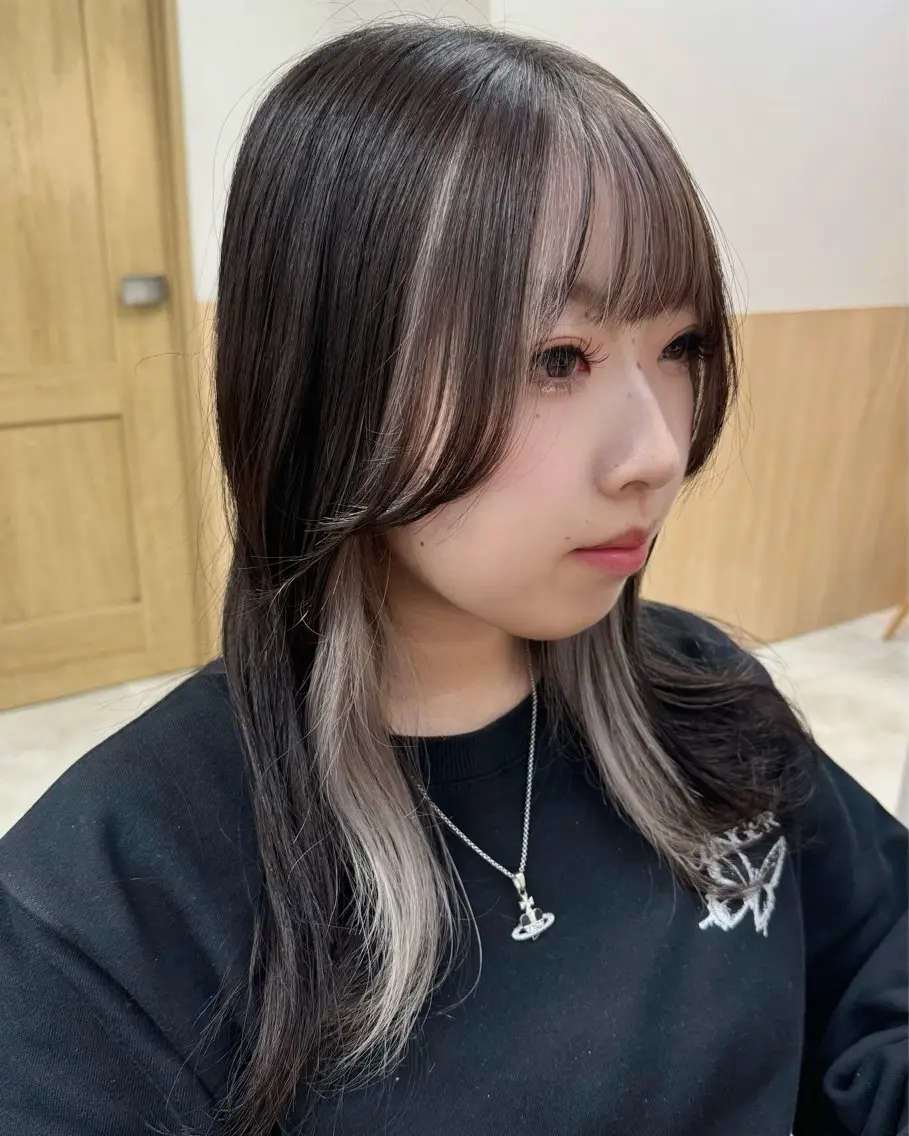 ミディアム カラー アッシュ アッシュブラウン ブリーチ ブラウンカラー 透明感カラー ヘアカラー トリートメント 縮毛矯正/髪質改善 インナーカラーせいぎのヘアスタイル