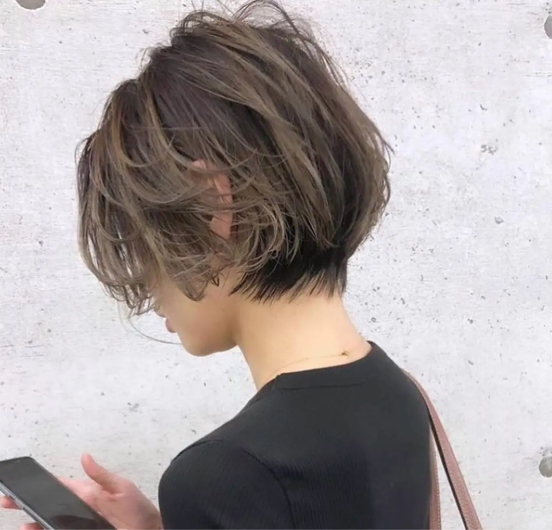 ショート カット ヘッドスパ ヘアセット 🫧バレイヤージュ/ ハイトーン/ミズキのヘアスタイル