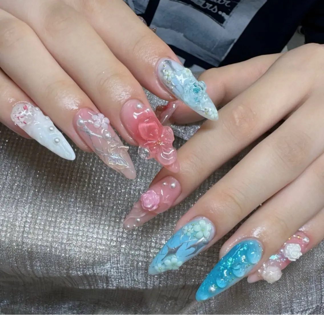 ネイル フレンチネイル ジェルネイル ハロウィン キラキラネイル 韓国ネイル H.baby Nail Salonのネイルデザイン
