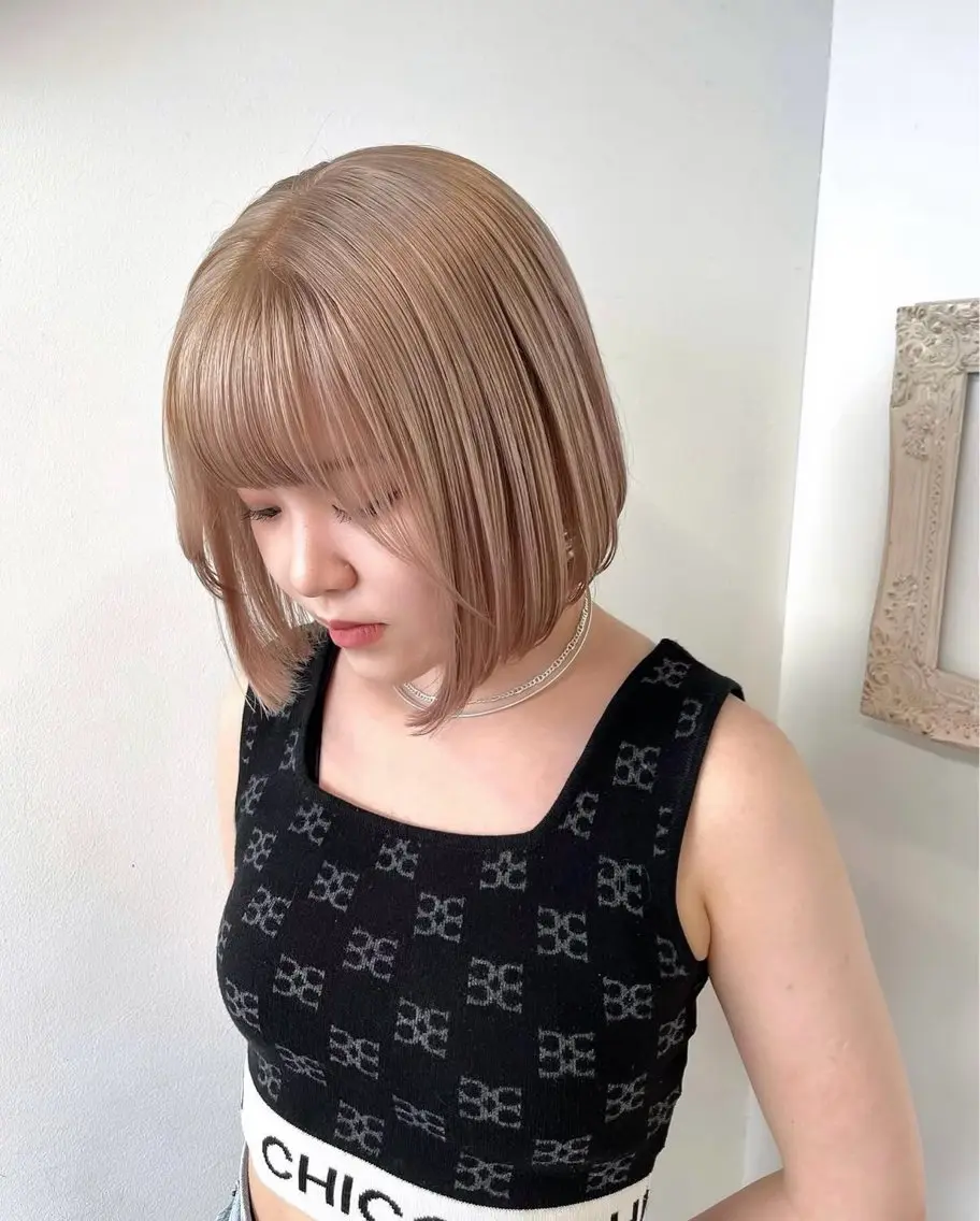 ショート カラー ベージュカラー ブリーチ カット ヘアカラー 赤羽美容師 ayunaのヘアスタイル