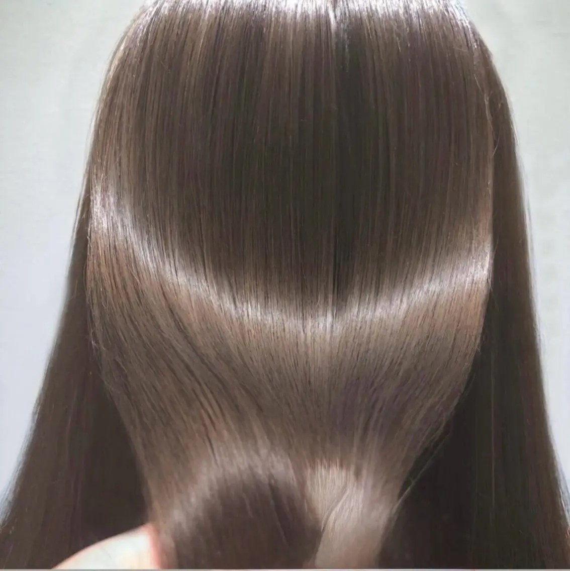 縮毛矯正 黒澤 結花のヘアスタイル