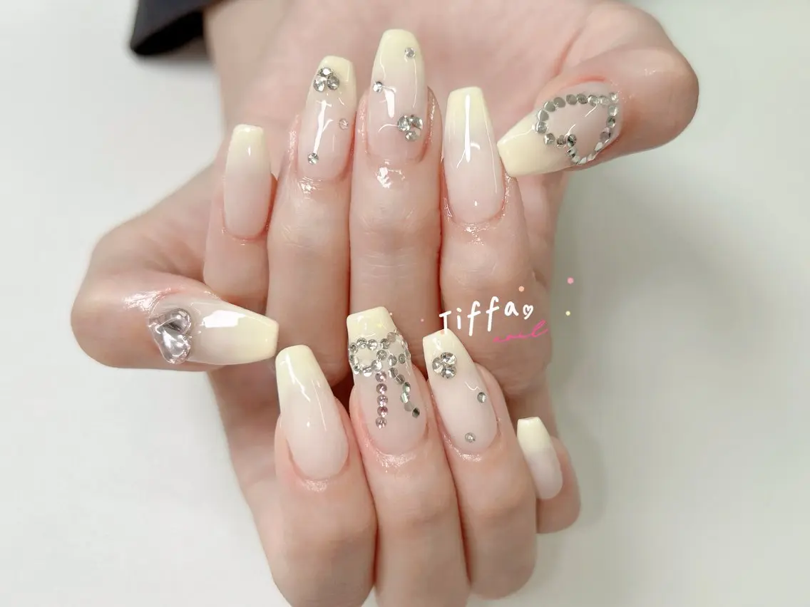 ネイル 佐藤 ゆうなのネイルデザイン