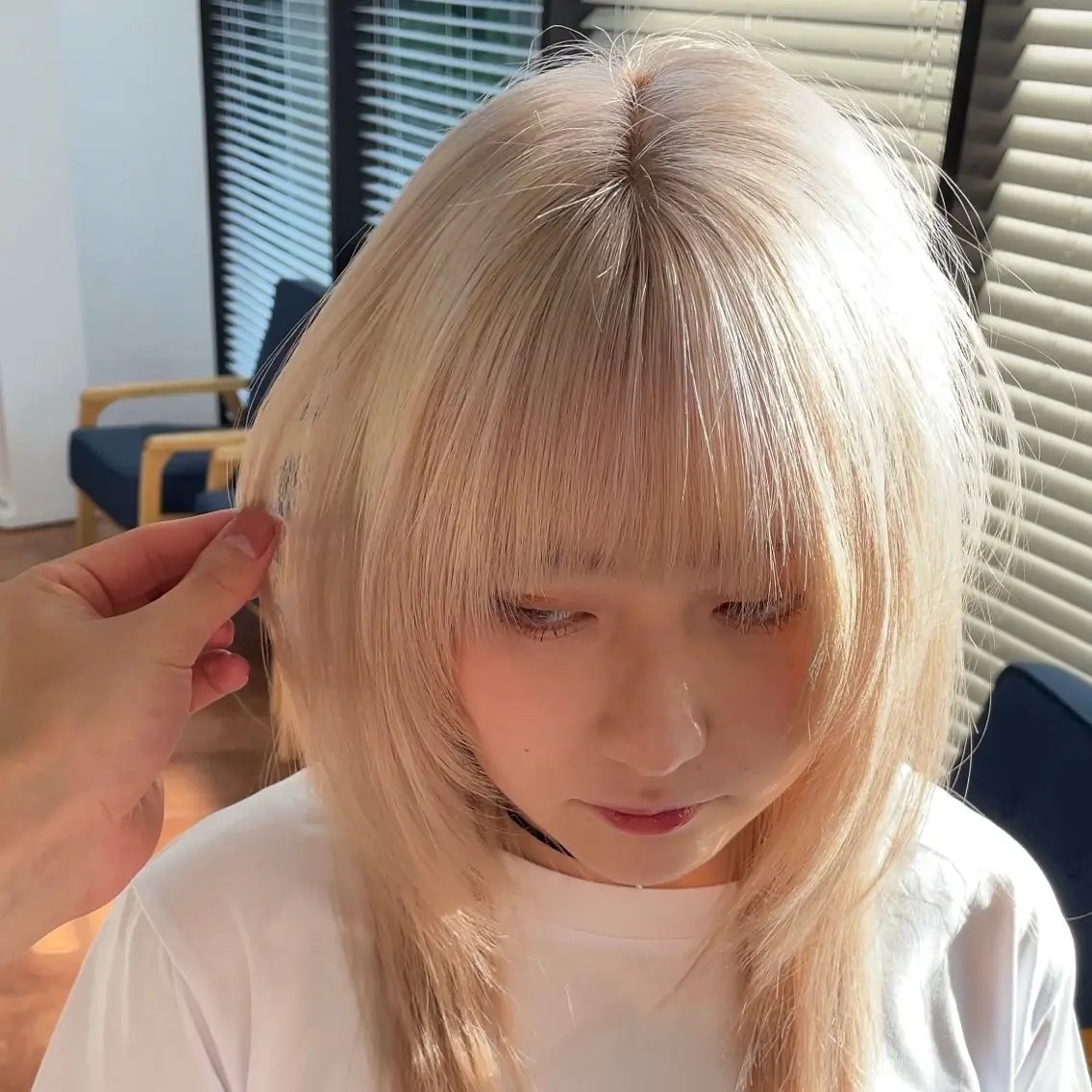 ロング カラー ブリーチ ブロンド ケアブリーチ デザインカラー ハイトーンカラー ヘアカラー トリートメント ブリーチなしピンク 赤井龍斗のヘアスタイル