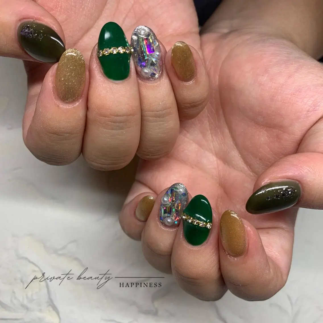 ネイル スカルプネイル happiness nailのネイルデザイン