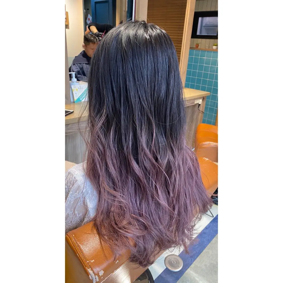 カラー グラデーションカラー ピンクカラー カット ヘアカラー 🩵盛れる顔周りヘア EMI🩵のヘアスタイル