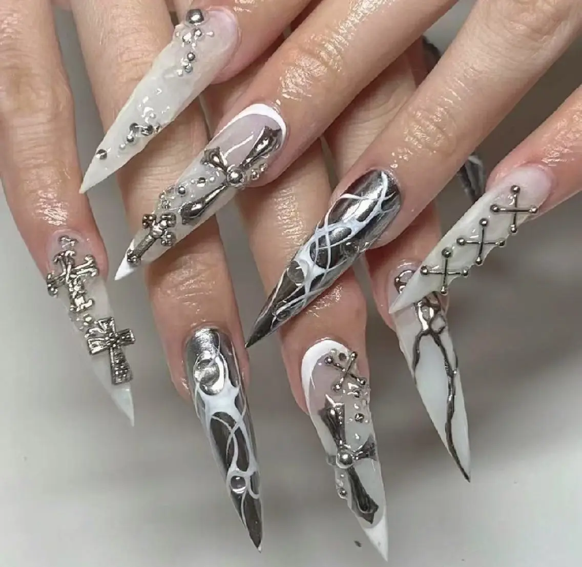 ネイル ハンドネイル Pure&Rich Nailのネイルデザイン