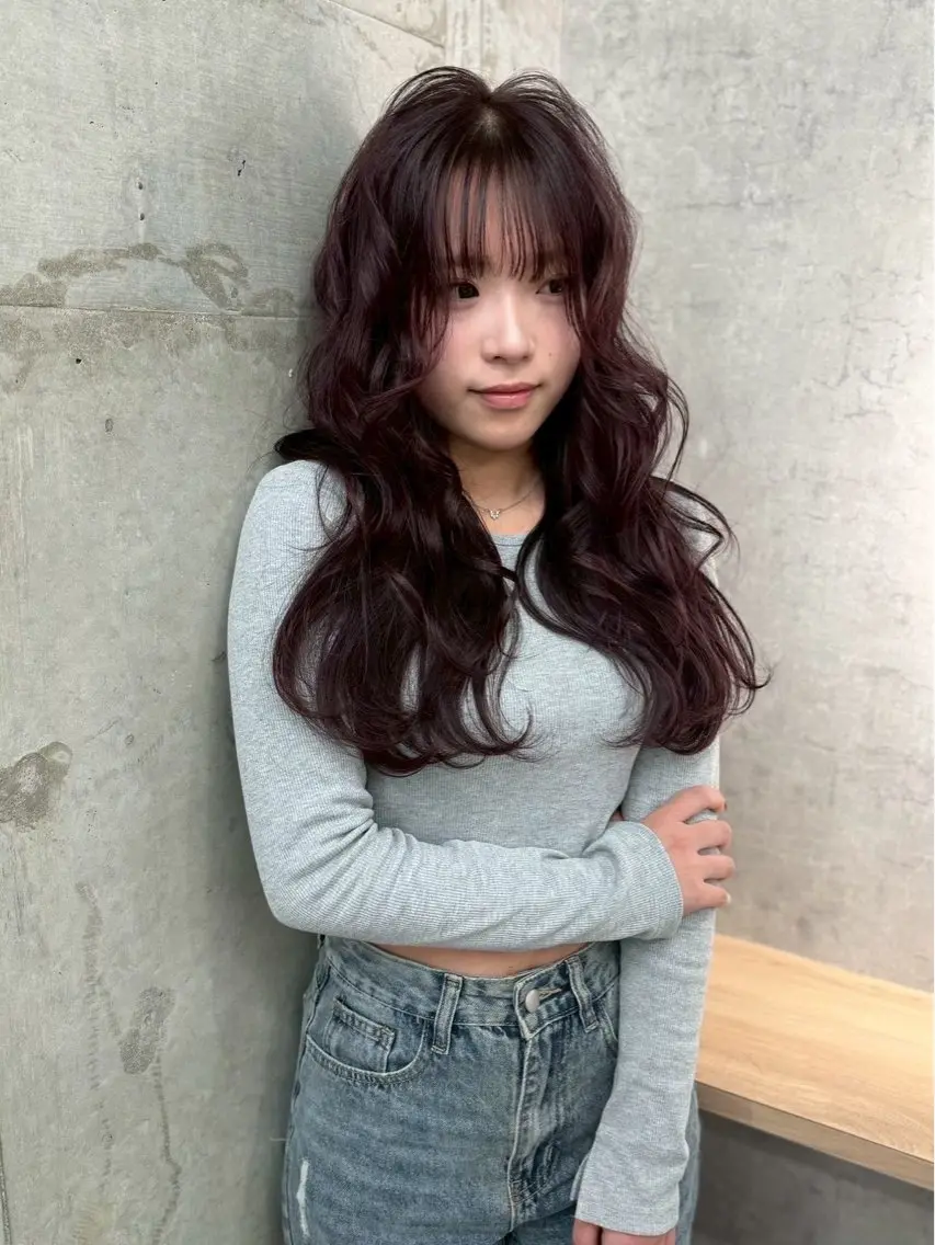ロング カラー ヘアカラー 鷲見 成多郎のヘアスタイル