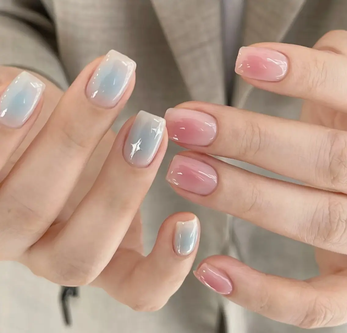 ネイル アートネイル オーロラネイル チークネイル フレンチネイル ガラスフレンチ ハンドネイル 🎀🎀YooLi Nail Salonのネイルデザイン