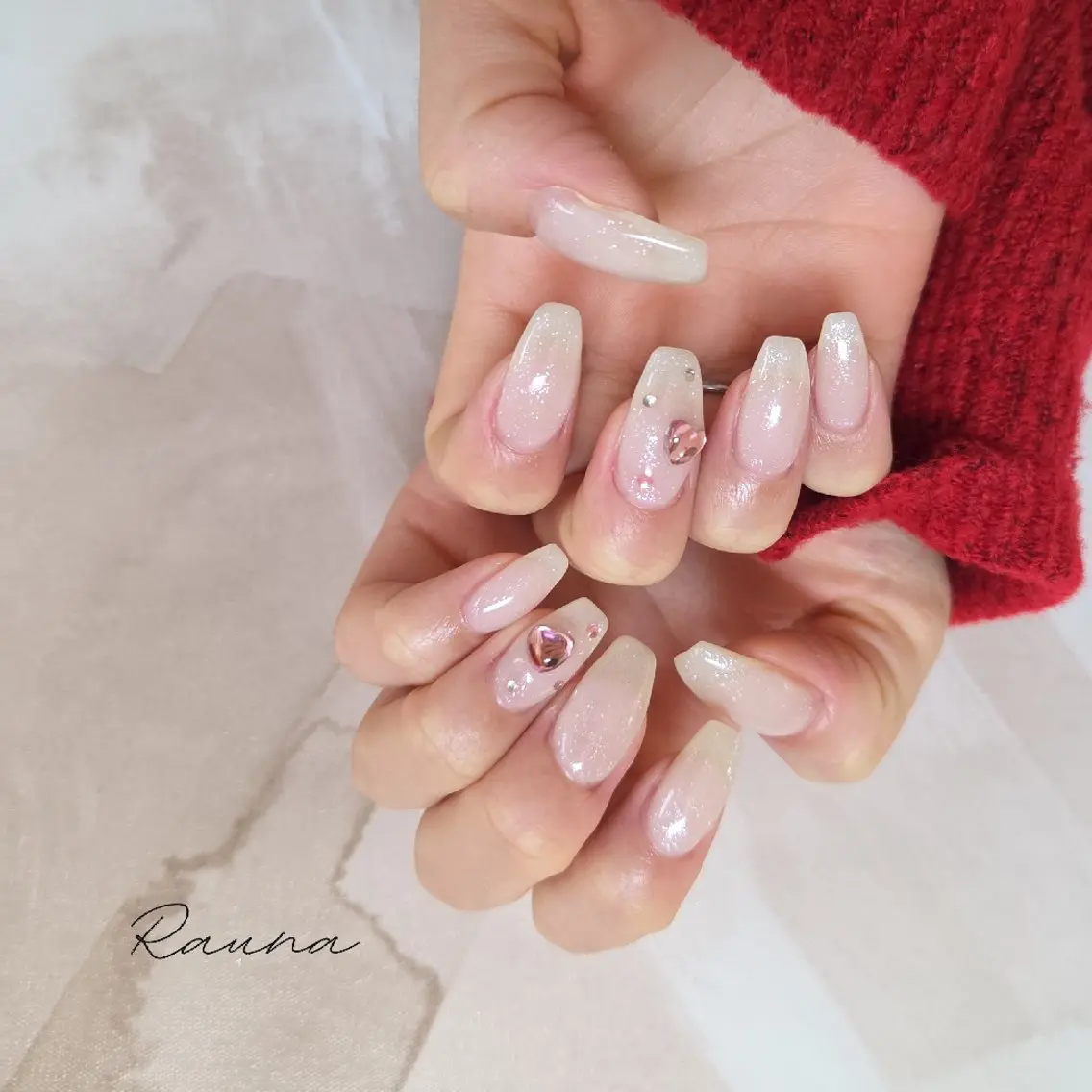 ネイル ハンドネイル Rauna nailsalon のネイルデザイン